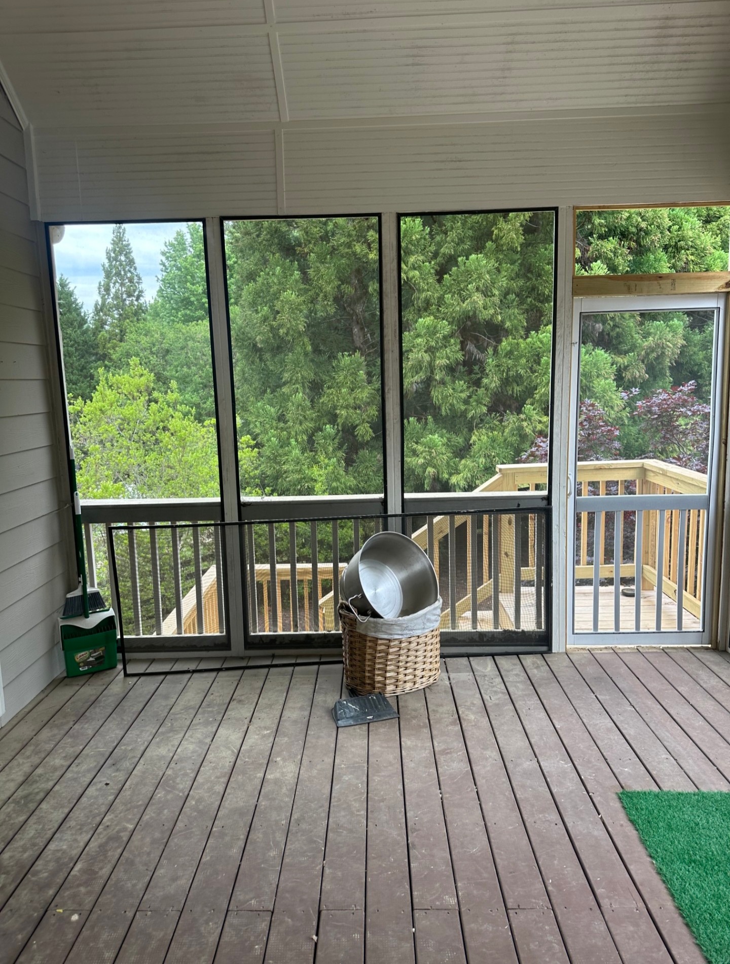 Deck and porch project 12 - Before